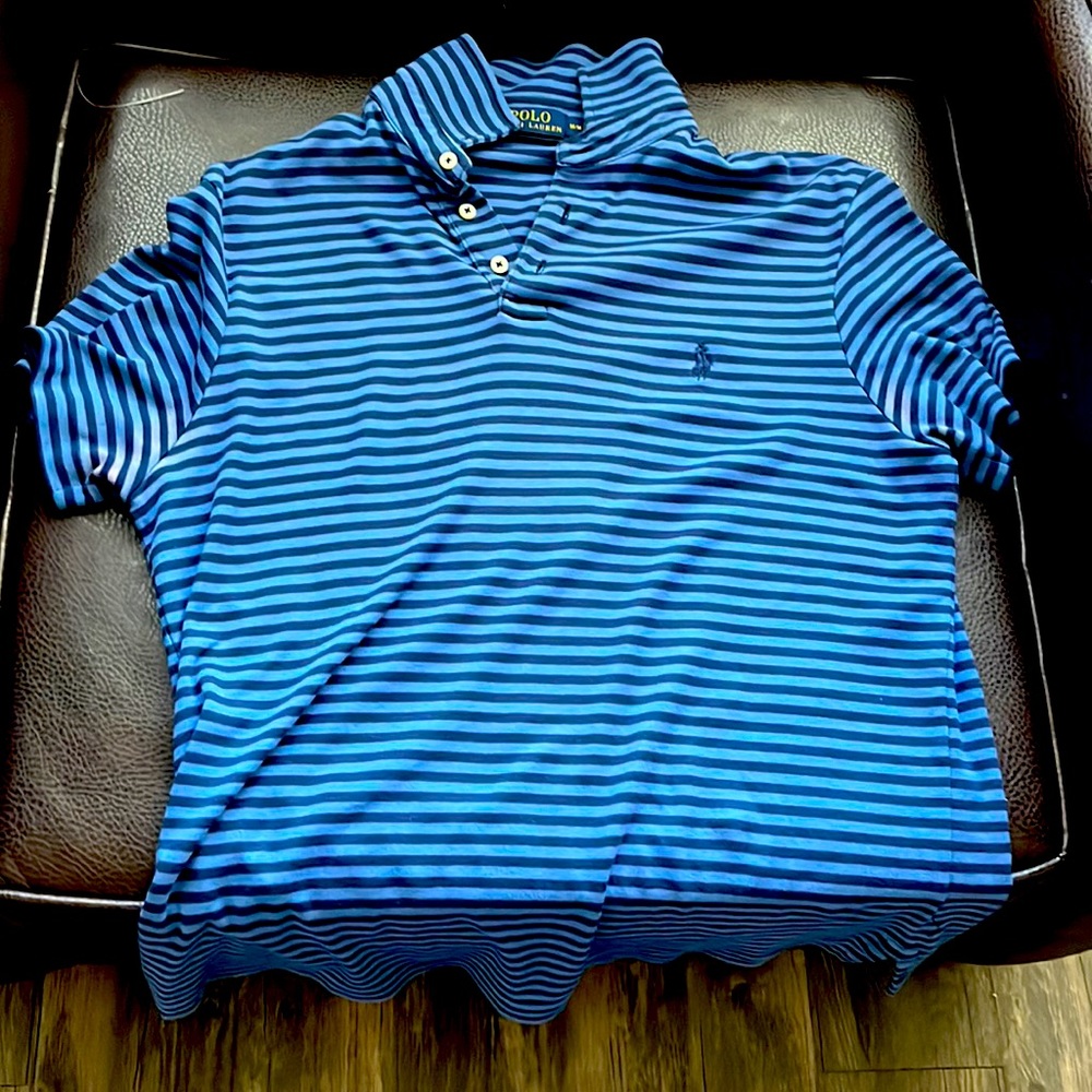 Polo mens dress shirt. Size medium but fits like a small.